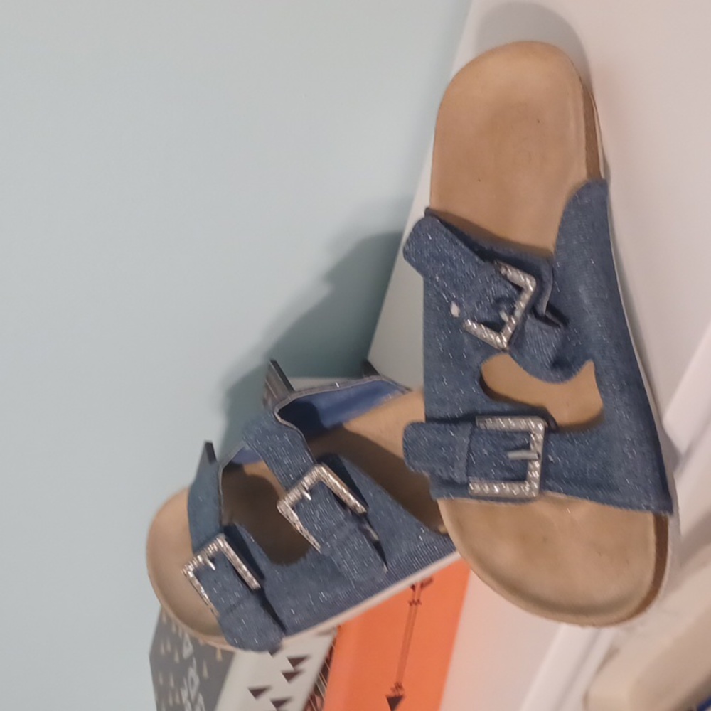 Place Slip In Sandals